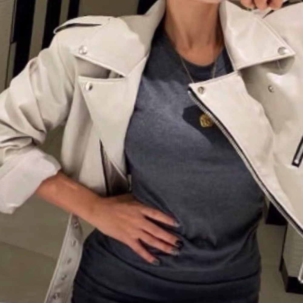 Wide shoulder pvc jacket